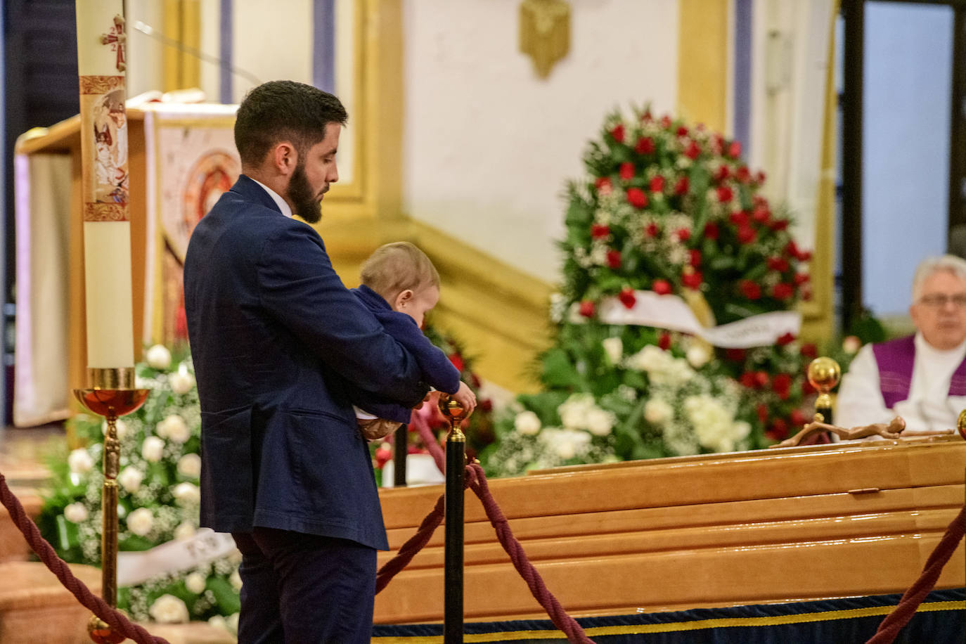 Fotos: Multitudinario adiós a José Luis Mendoza