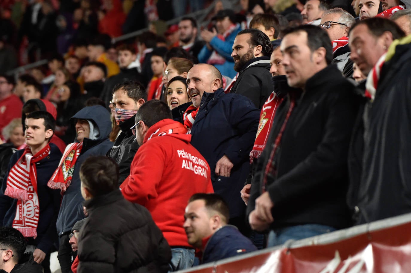 Fotos: Búscate en las gradas del Enrique Roca en la victoria del Real Murcia