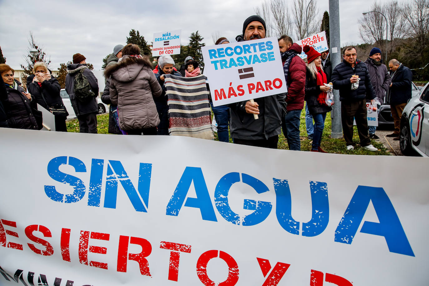 Fotos: Concentración de regantes frente al palacio de La Moncloa