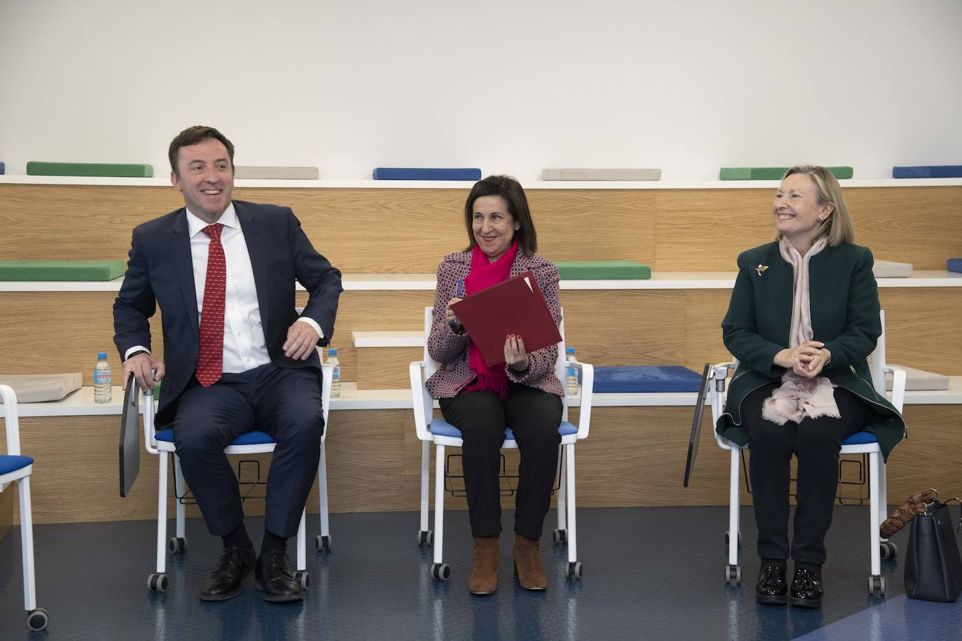 Fotos: La visita de la ministra Margarita Robles a Cartagena, en imágenes