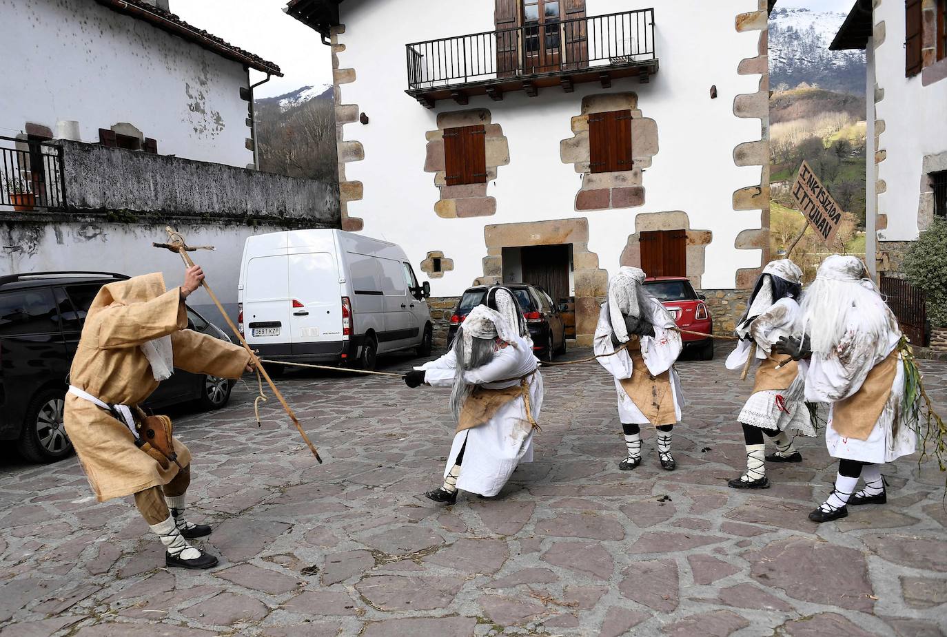 Fotos: Cencerros contra los malos espíritus