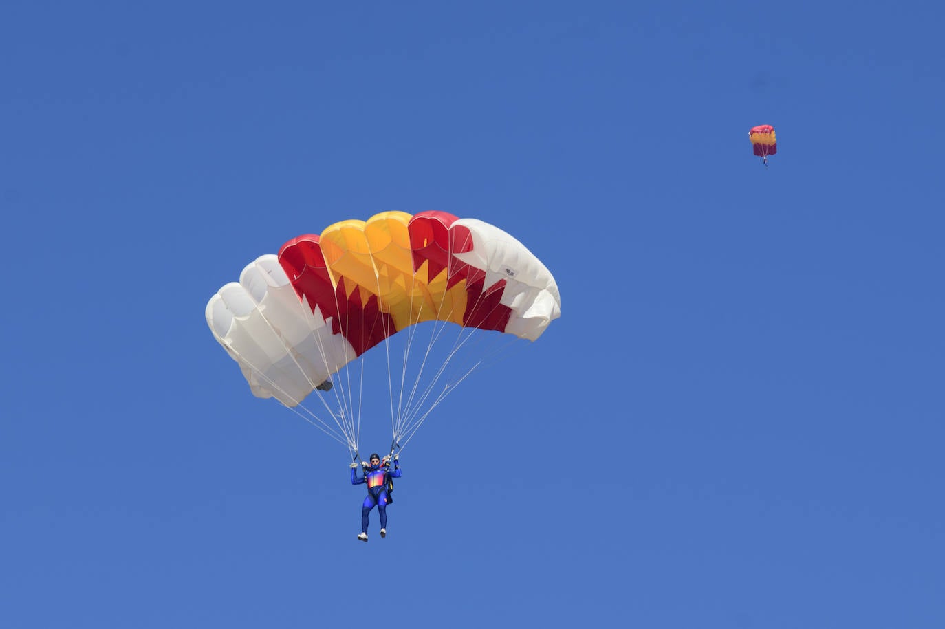 Fotos: La visita de la ministra Robles a la base aérea de Alcantarilla, en imágenes