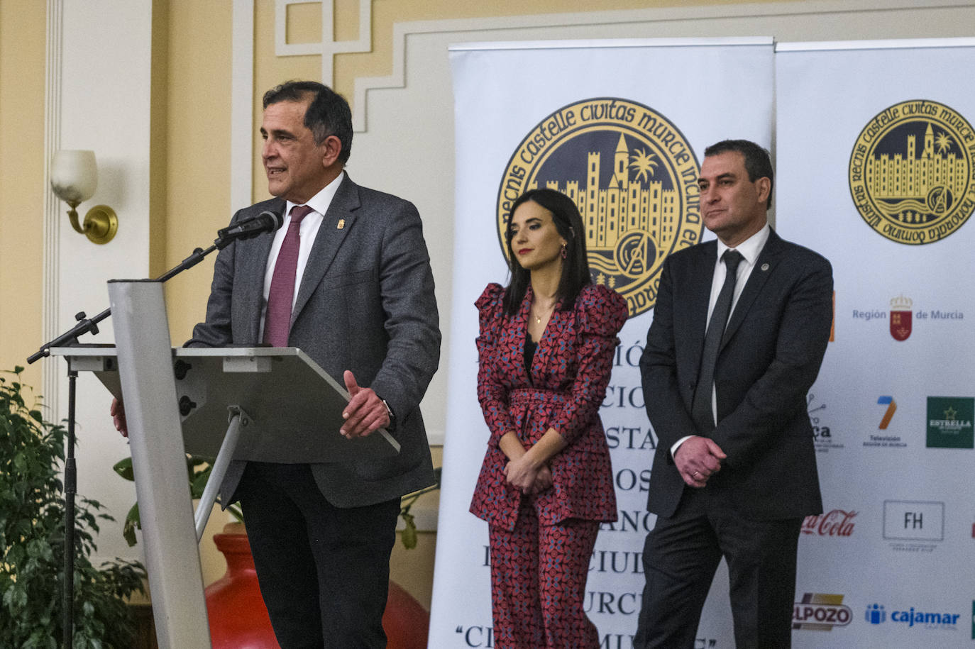 Fotos: La cena gala de la Federación de Moros y Cristianos de Murcia, en imágenes