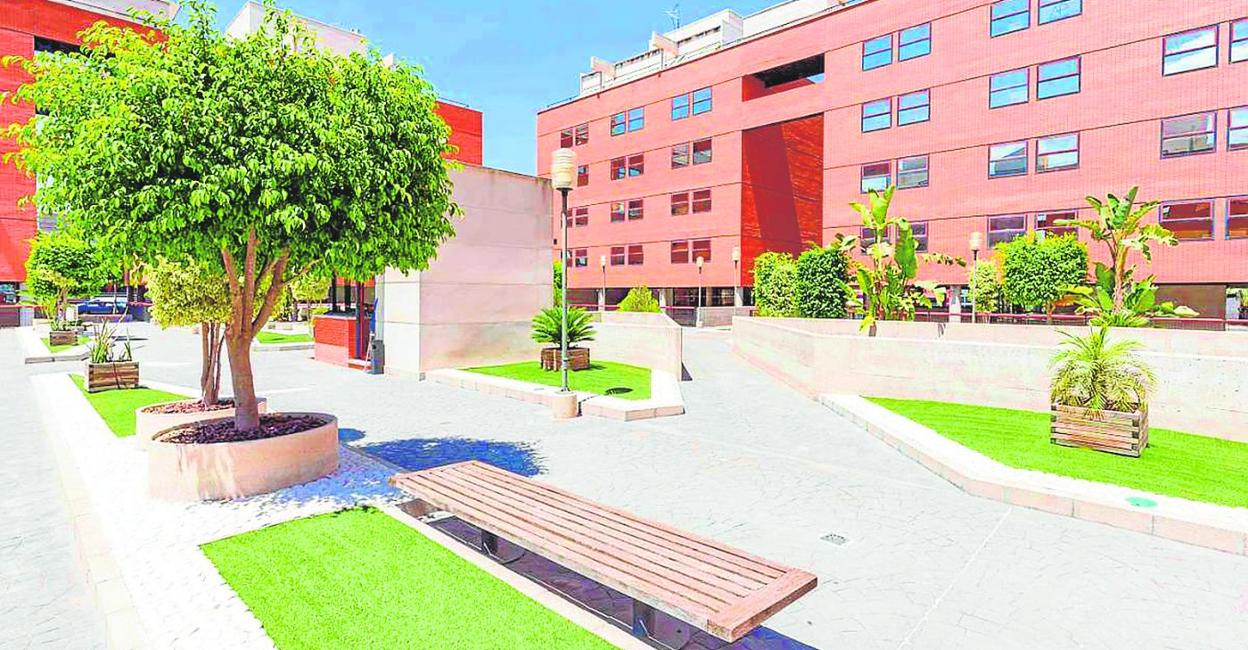 El centro Formalba tiene sus instalaciones en Murcia,en la calle Molina de Segura, número 5, bloque 7. 