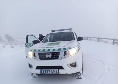 Imagen secundaria 1 - El tiempo en Murcia: El nuevo temporal deja los primeros copos de nieve en el Noroeste