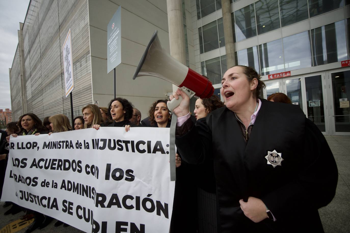 Fotos: La protesta de los letrados en la Ciudad de la Justicia de Mucia