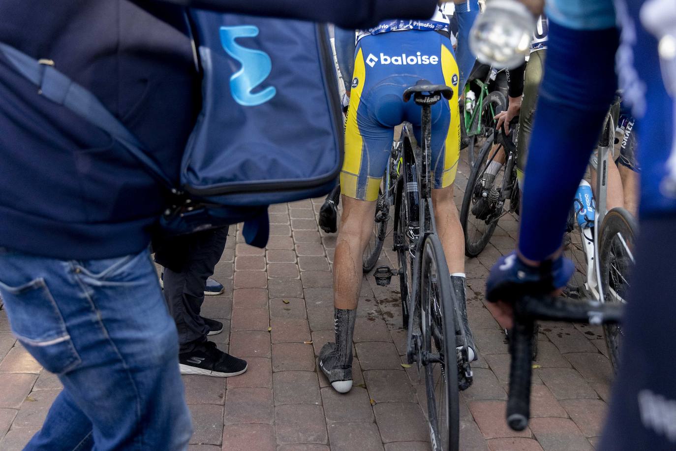 Fotos: Gotas de sudor, lluvia y barro en la Vuelta Ciclista a la Región de Murcia 2023