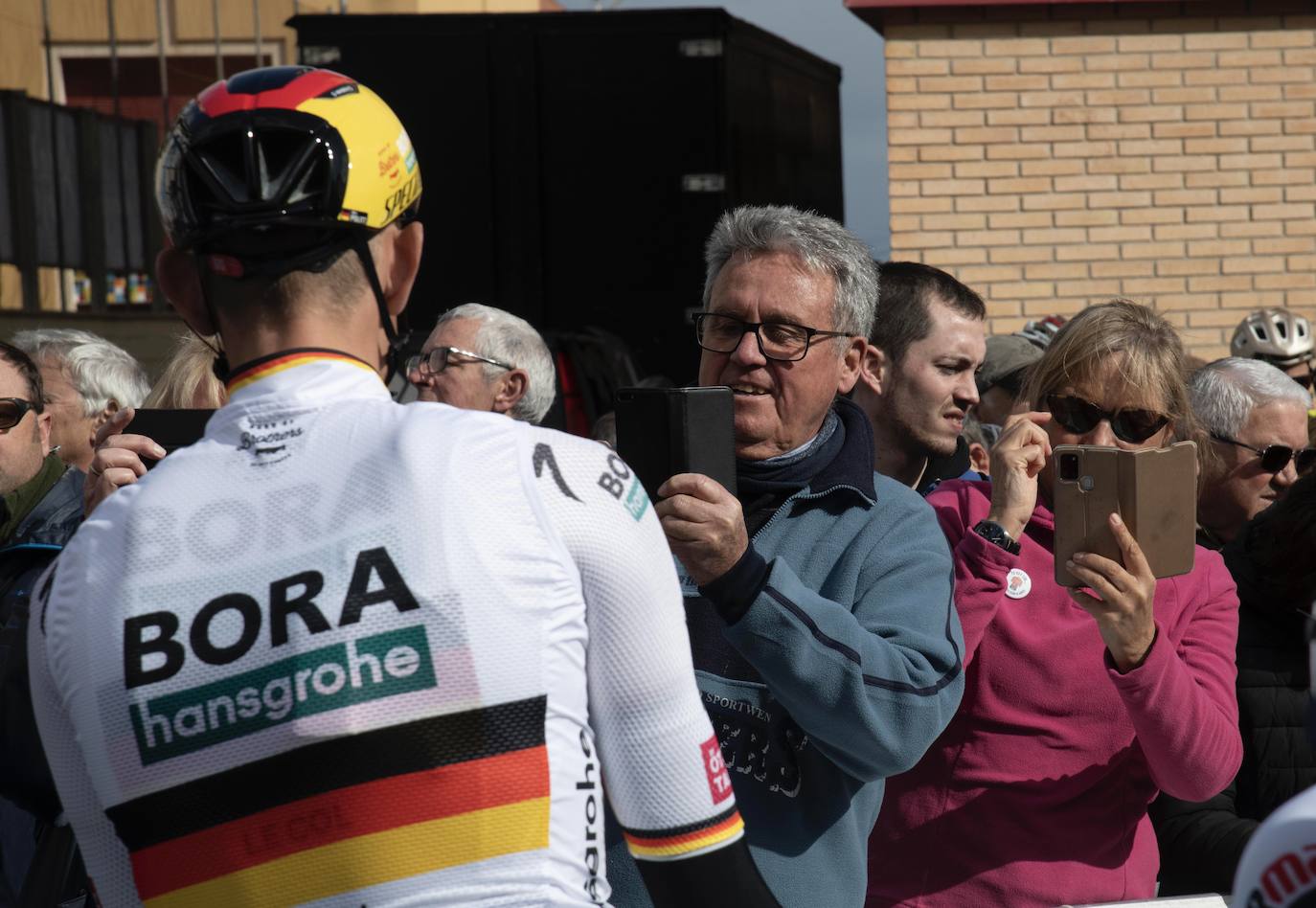 Fotos: Gotas de sudor, lluvia y barro en la Vuelta Ciclista a la Región de Murcia 2023