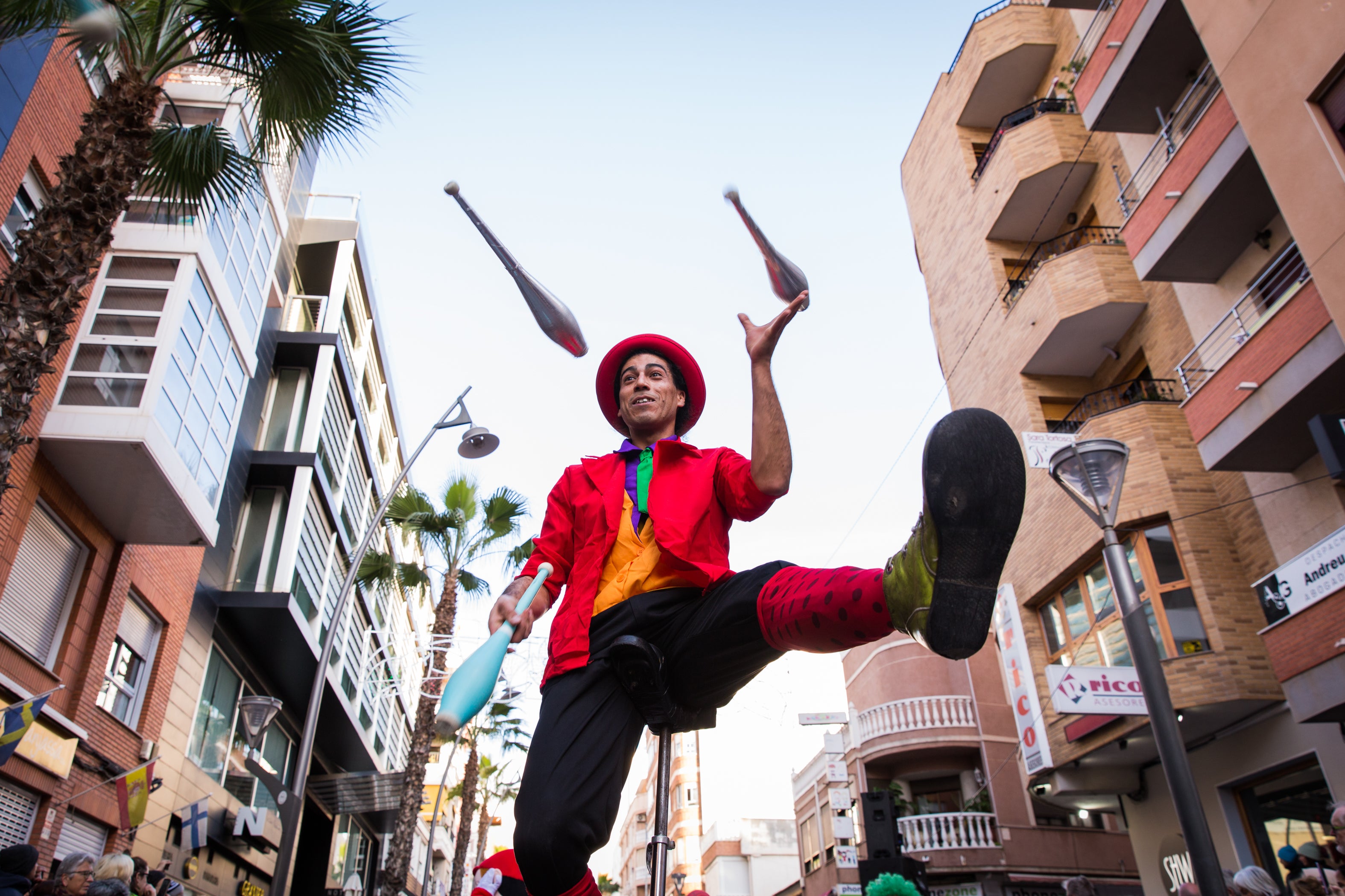 Fotos: Brillante estallido de color y buen baile del carnaval de Torrevieja