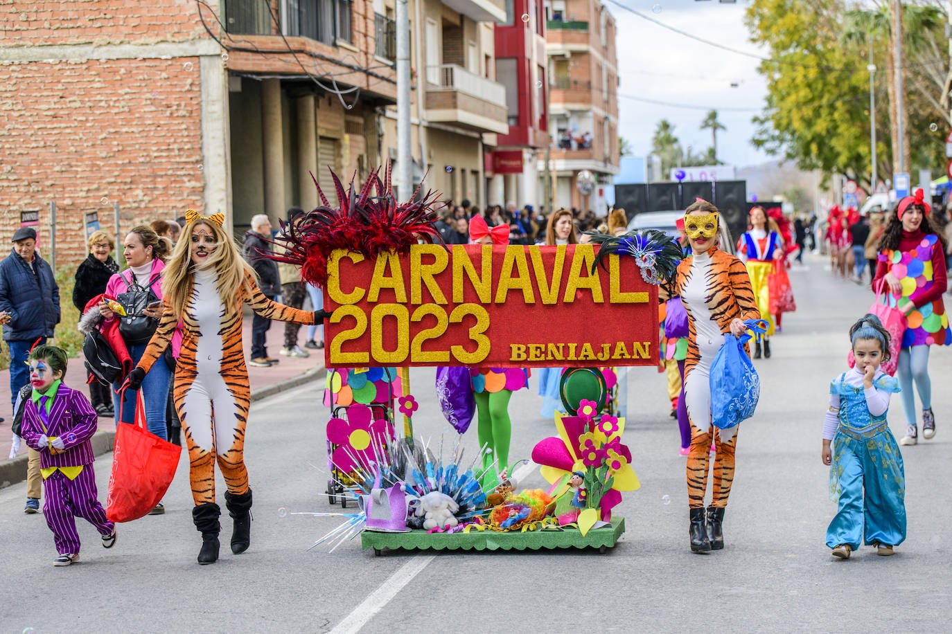 Fotos: Arranca el carnaval en Beniaján