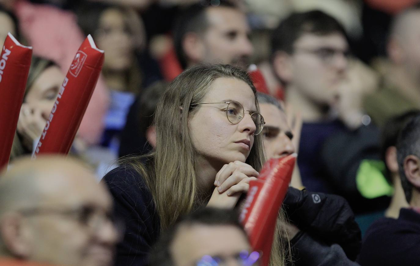 Fotos: Las imágenes del público en el UCAM-Real Madrid