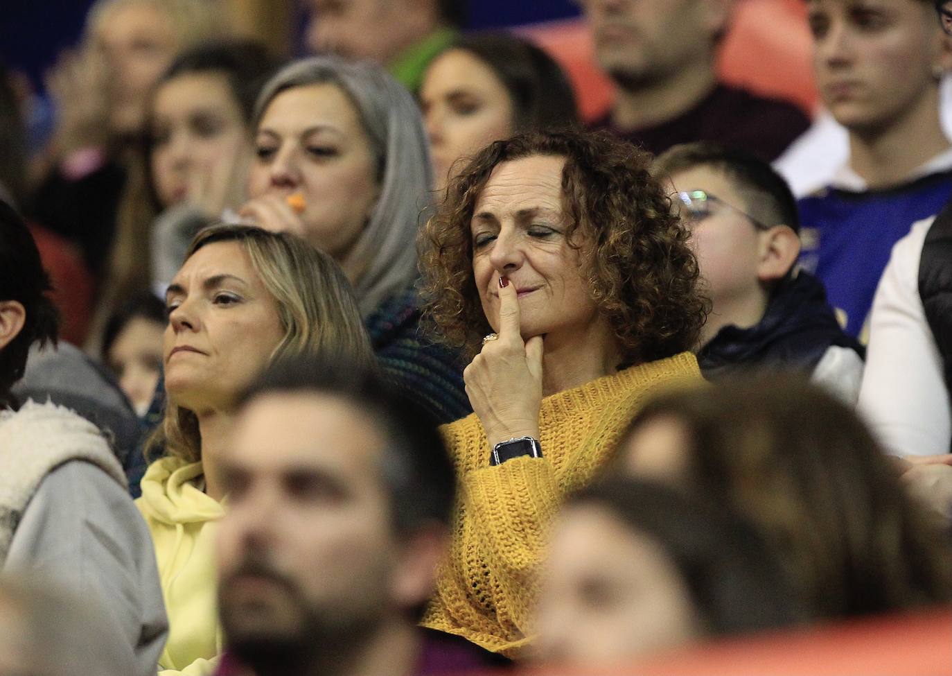 Fotos: Las imágenes del público en el UCAM-Real Madrid