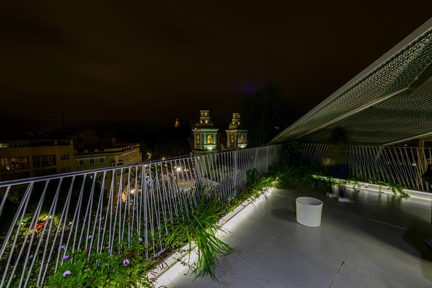 Vistas de la iglesia del Carmen desde la terraza del edificio Baltasar.