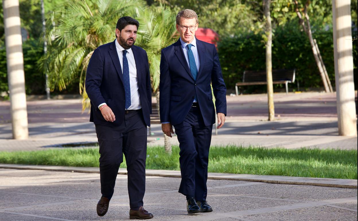 López Miras y Alberto Núñez Feijóo, en una foto de archivo.