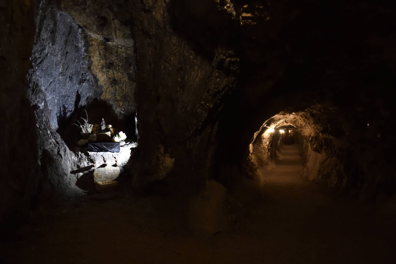 Fotos: Visita a la Geoda de Pulpí, en imágenes