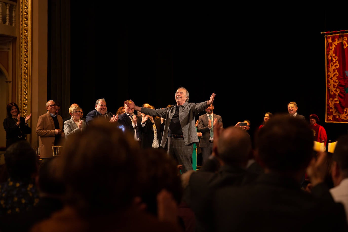 Fotos: Orihuela nombra Hijo Adoptivo a Serrat