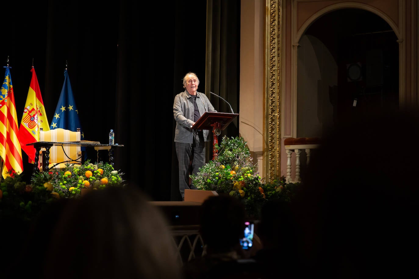 Fotos: Orihuela nombra Hijo Adoptivo a Serrat