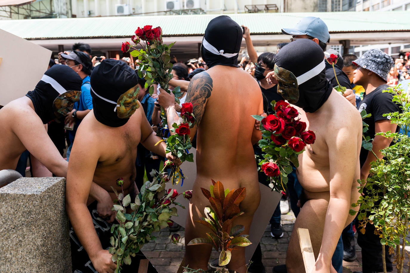 Fotos: Desnudo simbólico en Filipinas