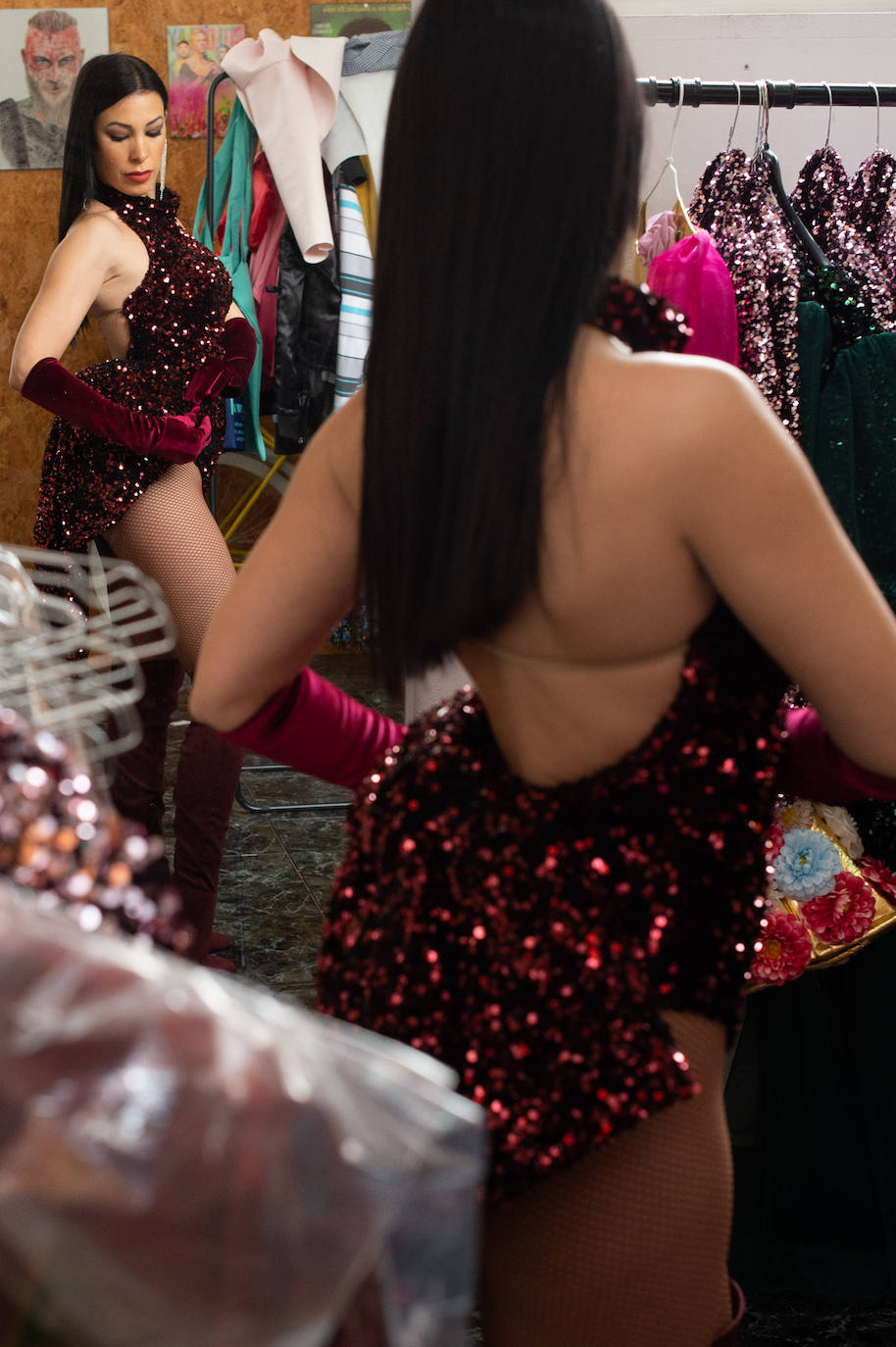 Fotos: Así trabaja una modista de trajes de carnaval en Murcia