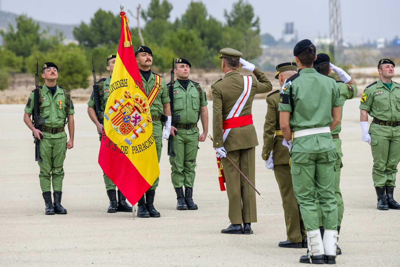 Fotos: Acto del Regimiento &#039;Zaragoza&#039; nº 5 de paracaidistas, en imágenes