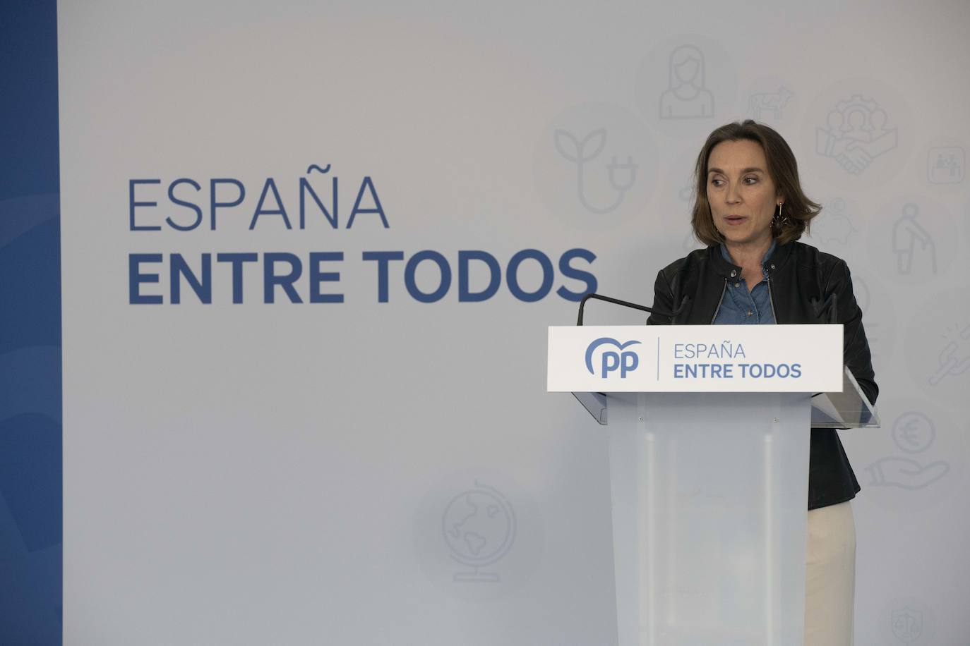 Fotos: El acto del PP &#039;Economía Familiar y Vivienda&#039; celebrado en Cartagena, en imágenes