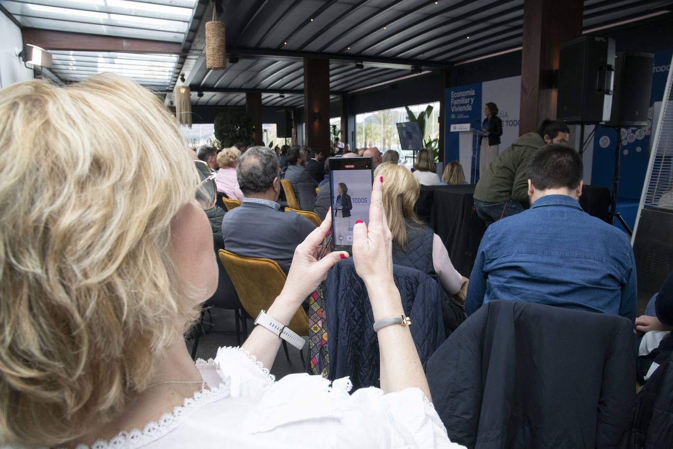 Fotos: El acto del PP &#039;Economía Familiar y Vivienda&#039; celebrado en Cartagena, en imágenes