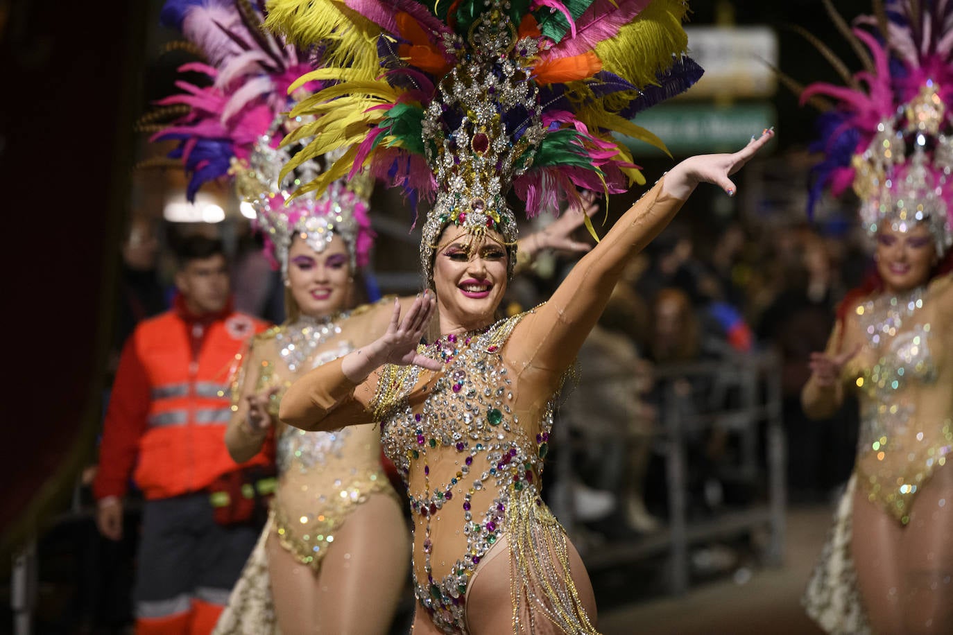 Fotos: El desfile de las comparsas foráneas en el Carnaval de Cabezo de Torres, en imágenes