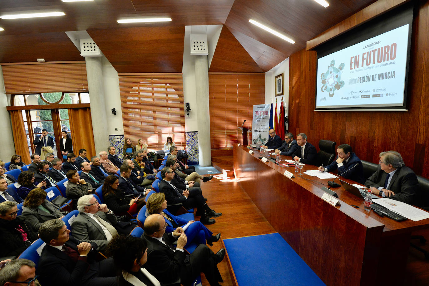 Fotos: Foro de LA VERDAD &#039;En futuro. Retos, tendencias y estrategia regional&#039;