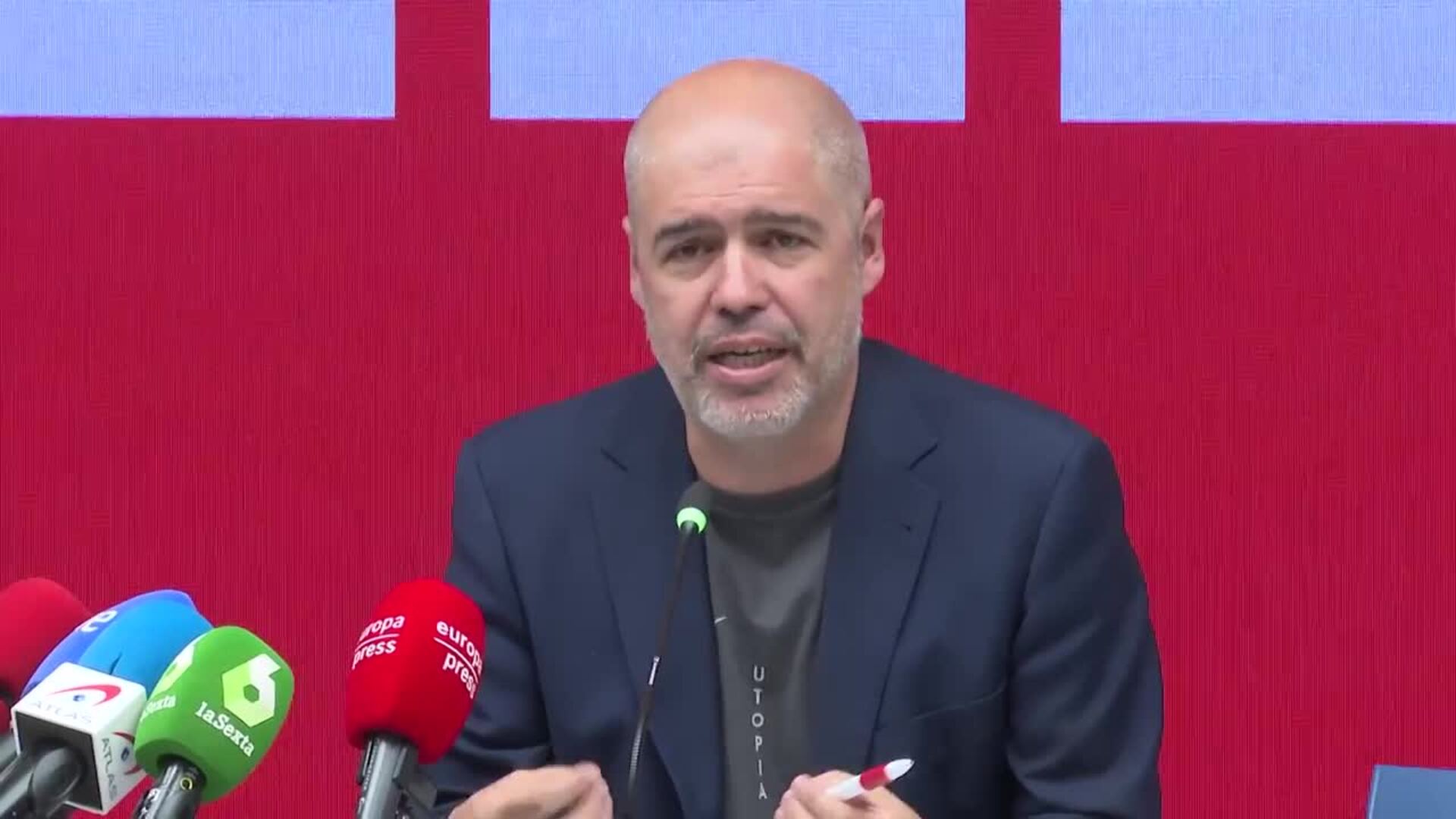 Sordo ve un "despropósito" las palabras del presidente de los hosteleros