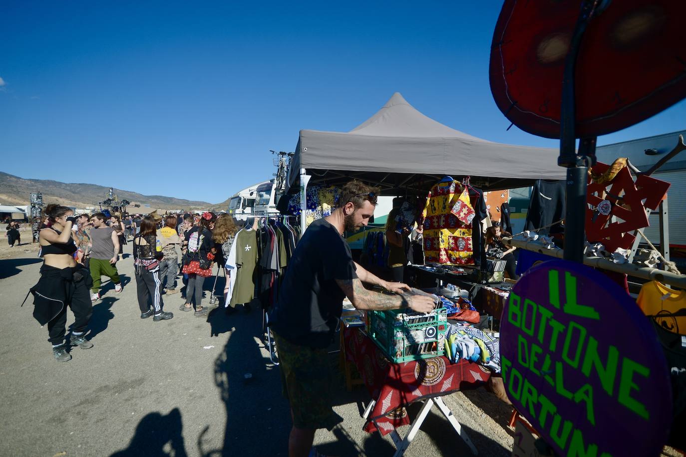 La &#039;rave&#039; de Fuente Álamo, en imágenes