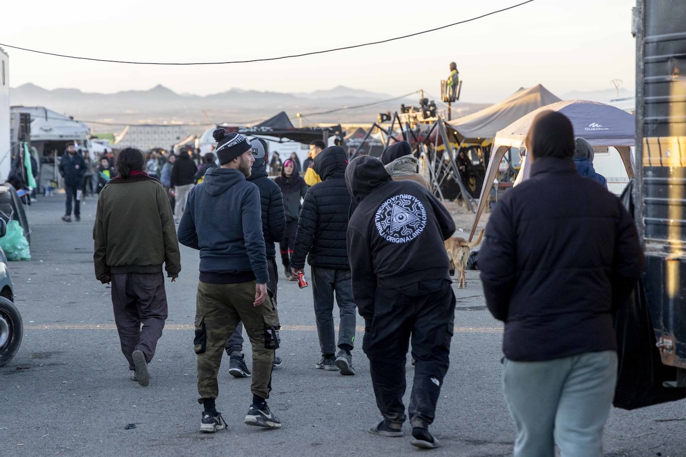 La fiesta ilegal que ya suma tres días en Fuente Álamo, en imágenes