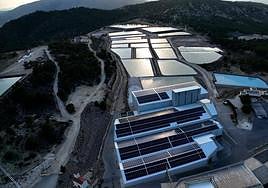 Vista aérea de las placas solares de Jumsal.