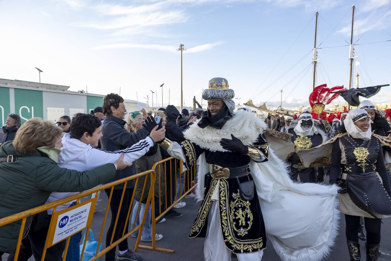 La cabalgata de Reyes Magos de Torrevieja, en imágenes