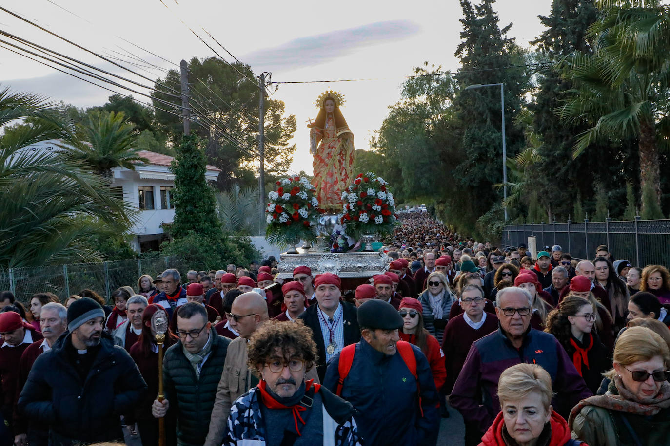 La subida de la Santa de Totana, en imágenes