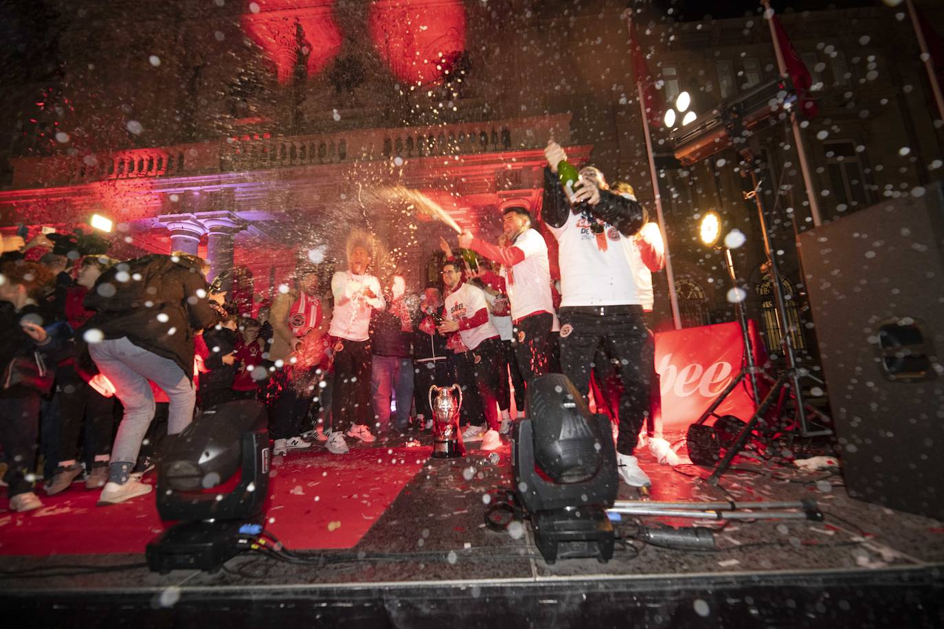 La celebración de la victoria del Jimbee en la Supercopa, en imágenes