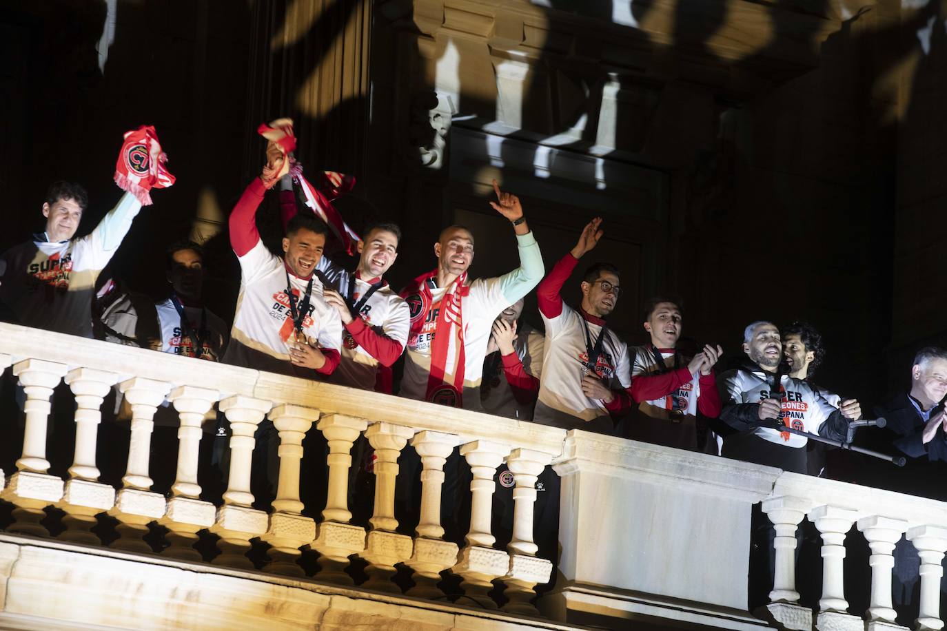 La celebración de la victoria del Jimbee en la Supercopa, en imágenes