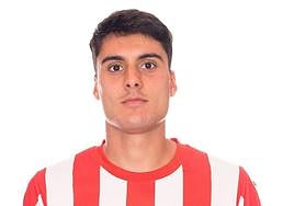 Enol Coto, con la camiseta del Sporting de Gijón.