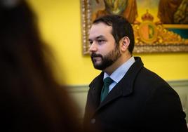 El concejal de Cultura, Gonzalo Montoya, este jueves, en el ermita de San Antón.