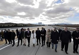Inauguración del último tramo de la autovía del Altiplano, que conecta Murcia y Valencia en menos de dos horas, este jueves.