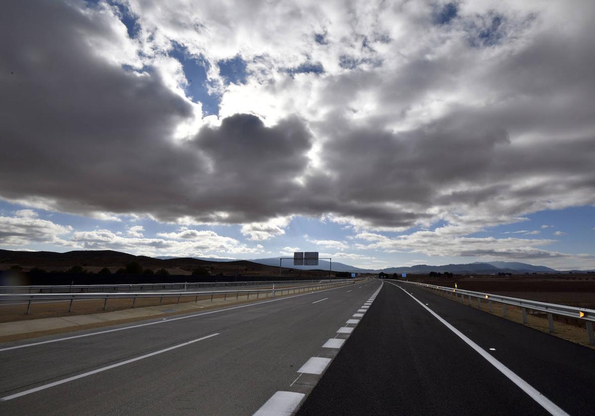 Inauguración del último tramo de la autovía A-33