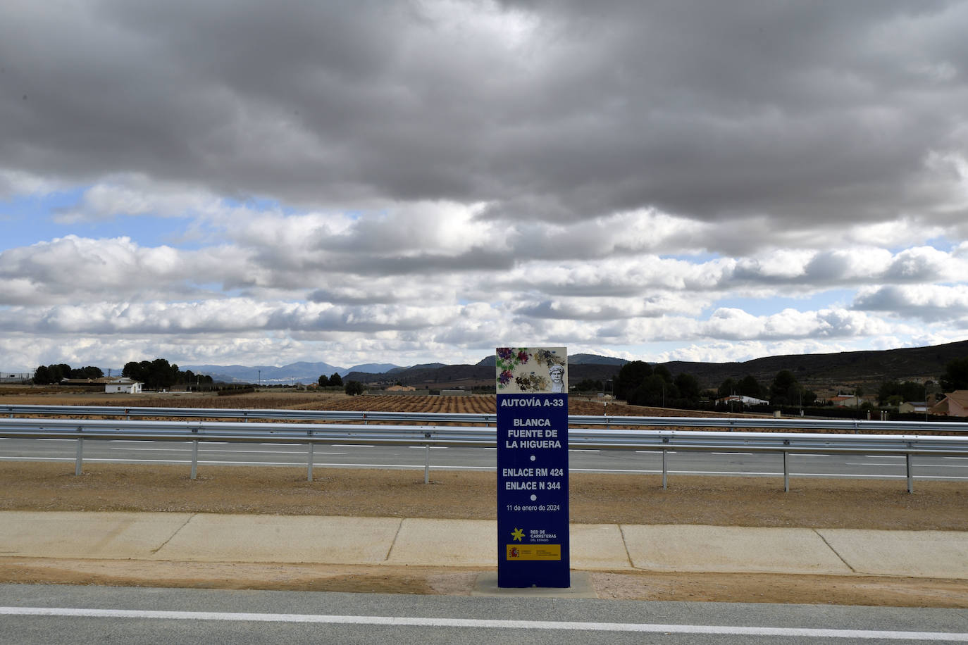 Inauguración del último tramo de la autovía A-33