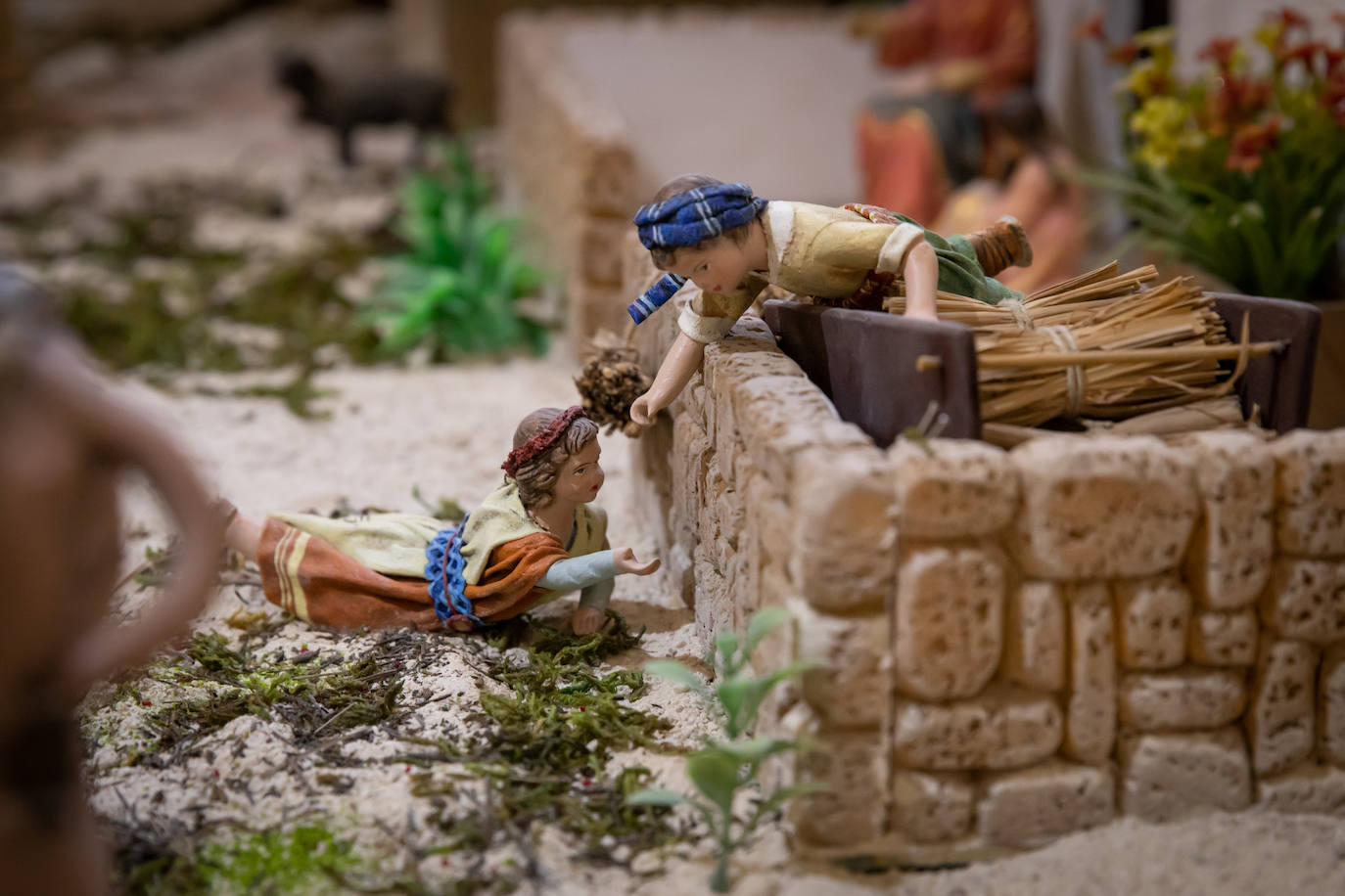 Las imágenes del belén del convento de franciscanos de Orihuela