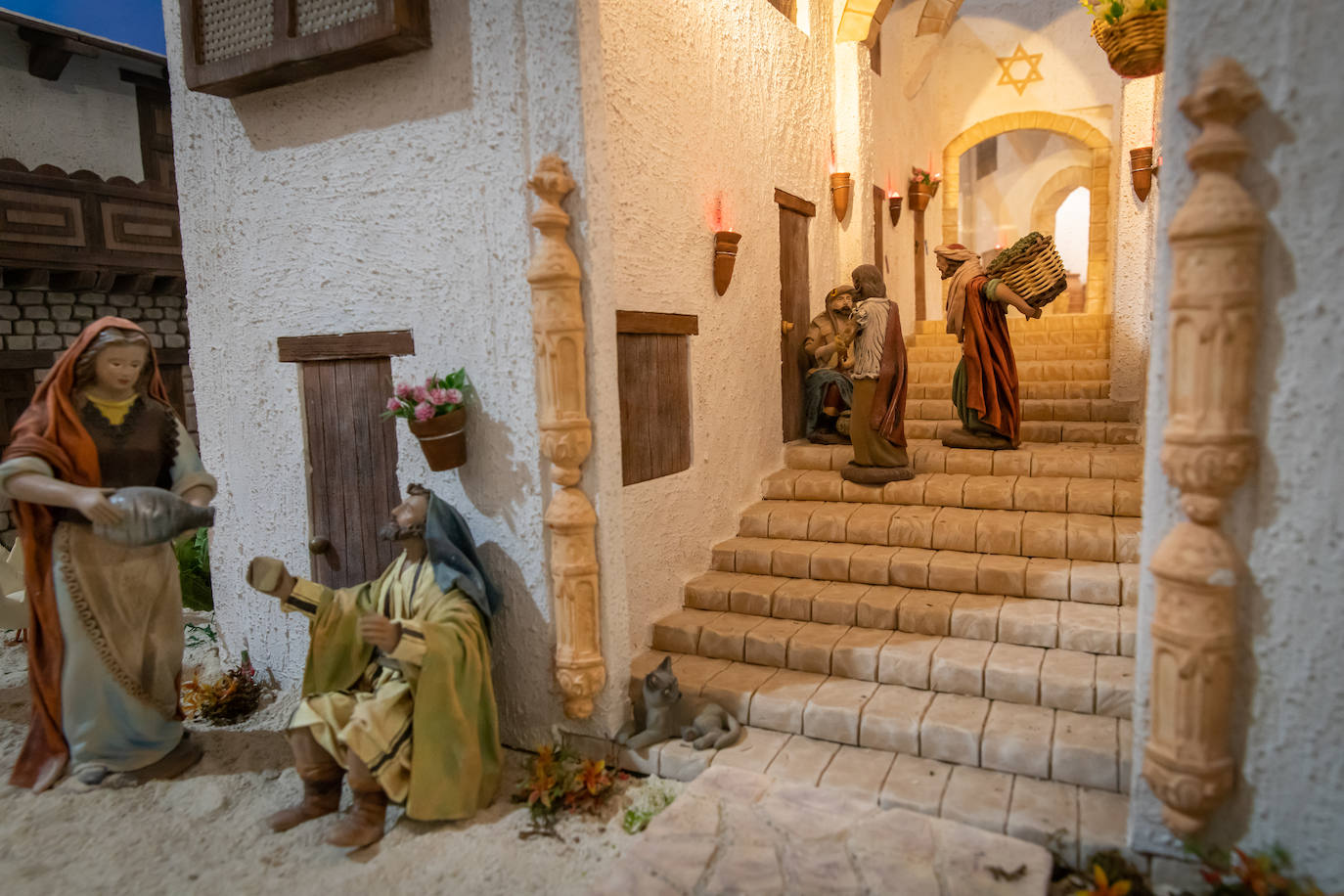 Las imágenes del belén del convento de franciscanos de Orihuela