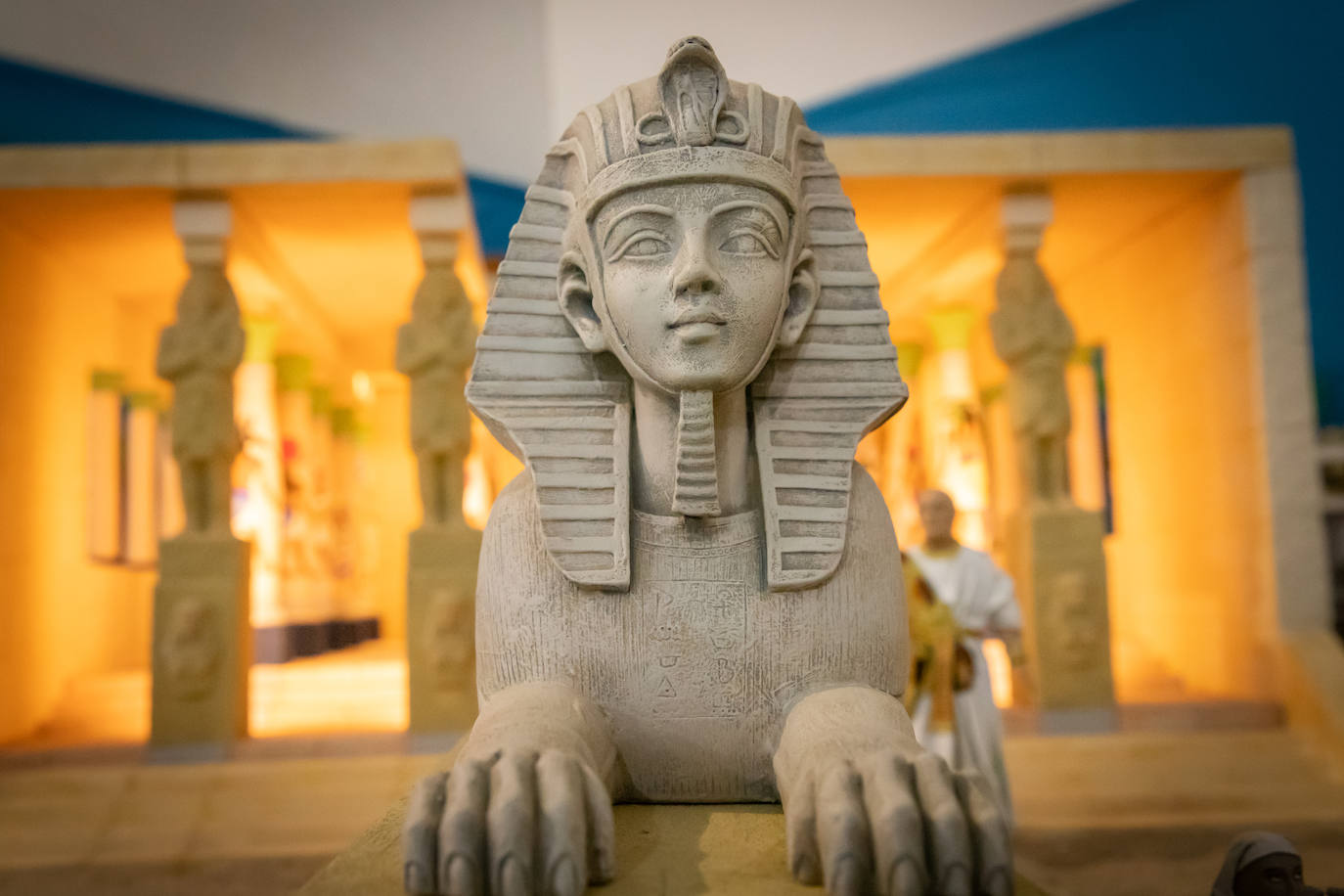 Las imágenes del belén del convento de franciscanos de Orihuela