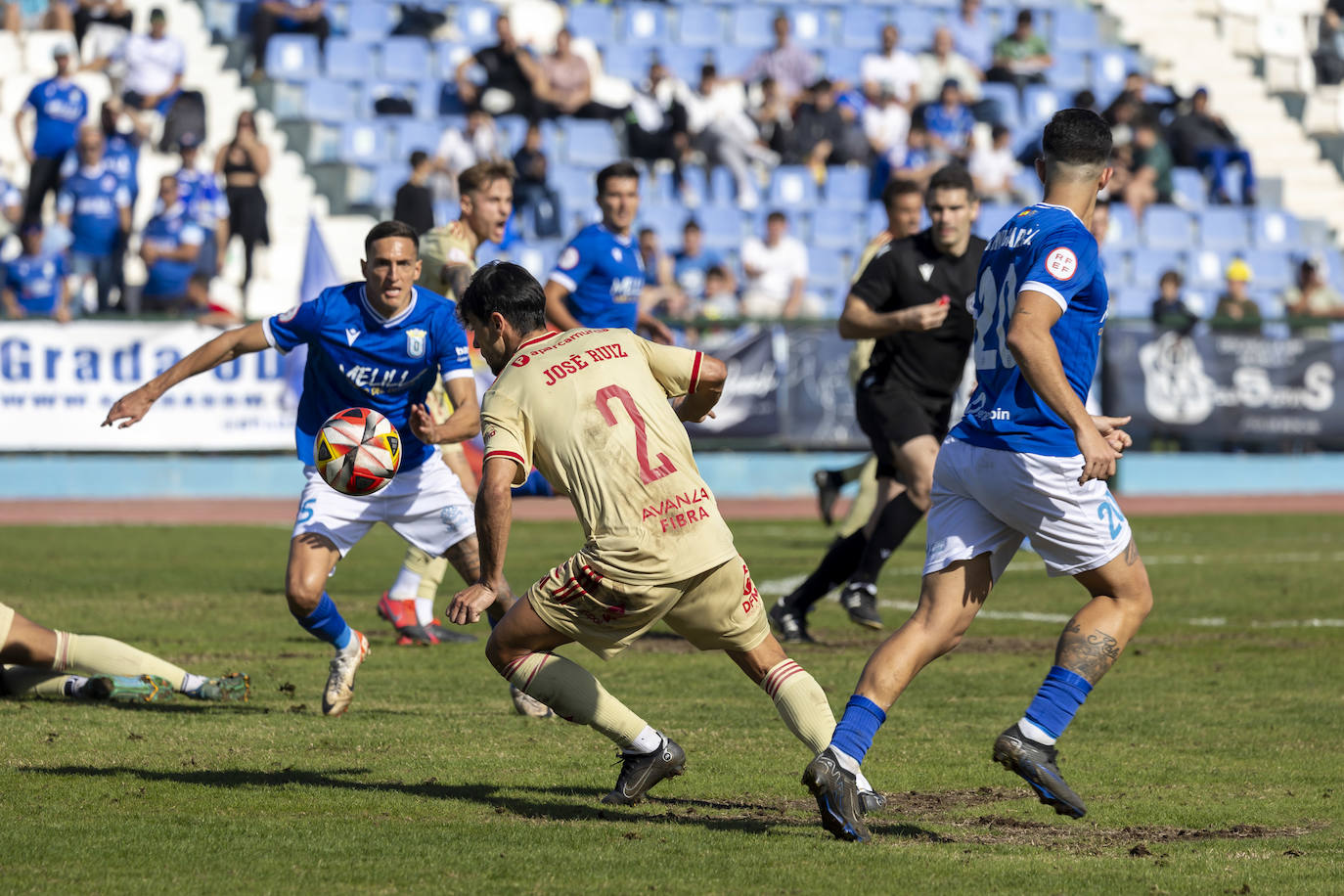 Las imágenes del partido entre el Melilla y el Real Murcia