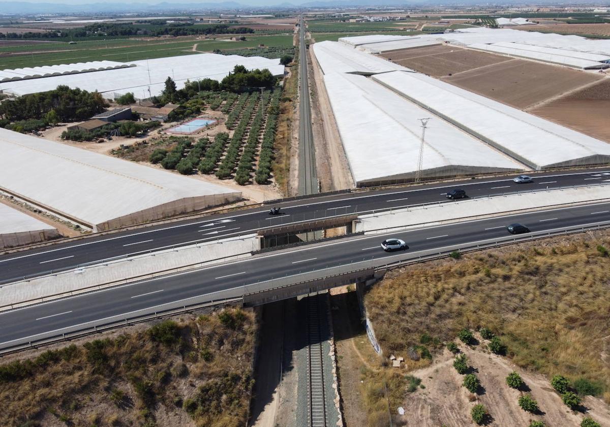 Fotografía aérea de la carretera RM-19.