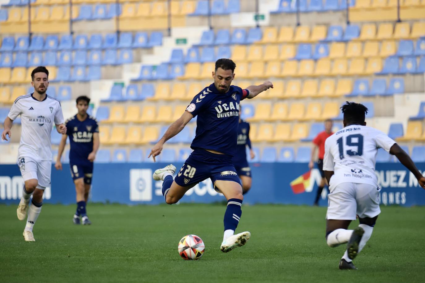 Las imágenes del UCAM CF-Marbella (0-2)