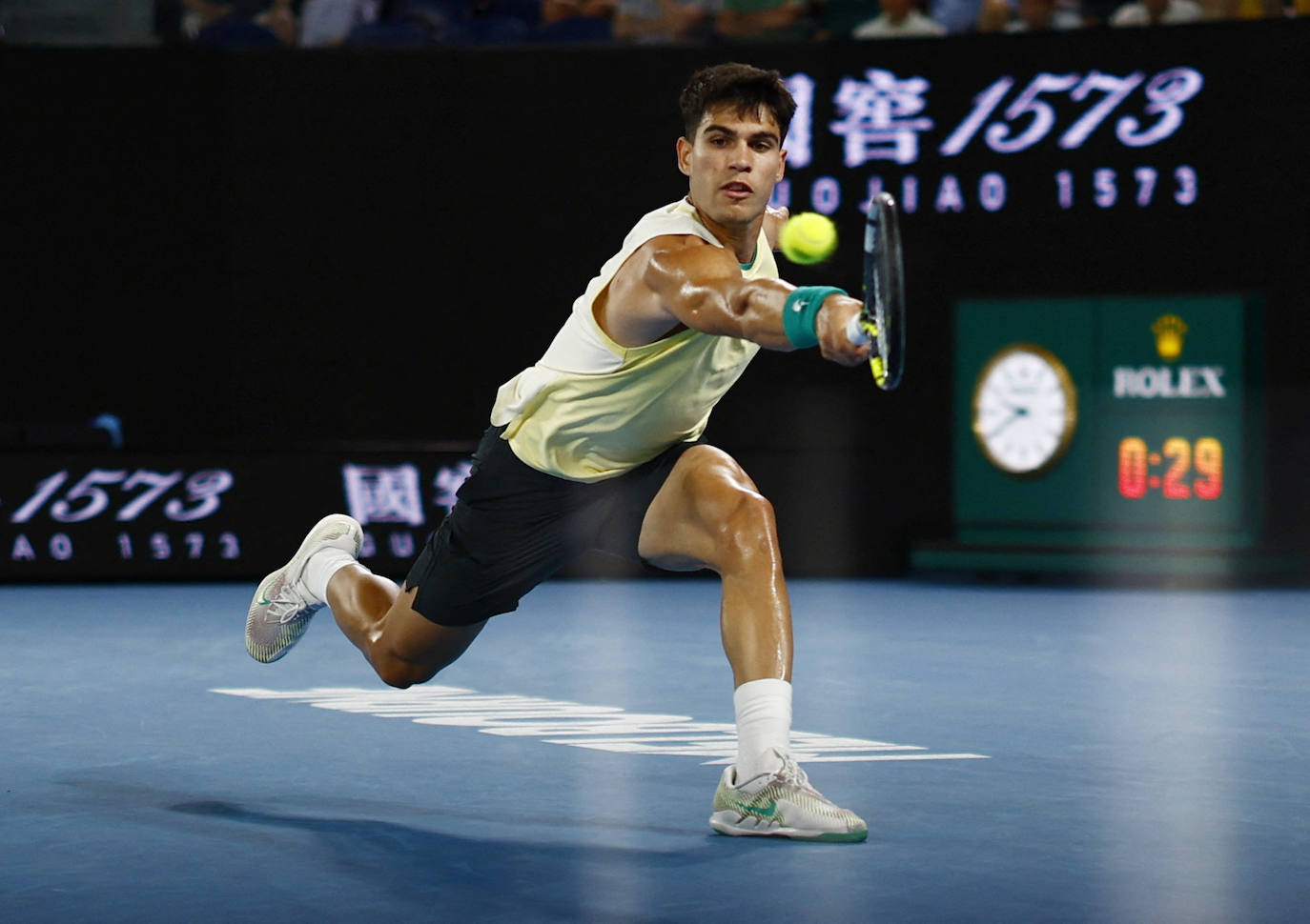 La victoria de Carlos Alcaraz ante Richard Gasquet en el Abierto de Australia, en imágenes