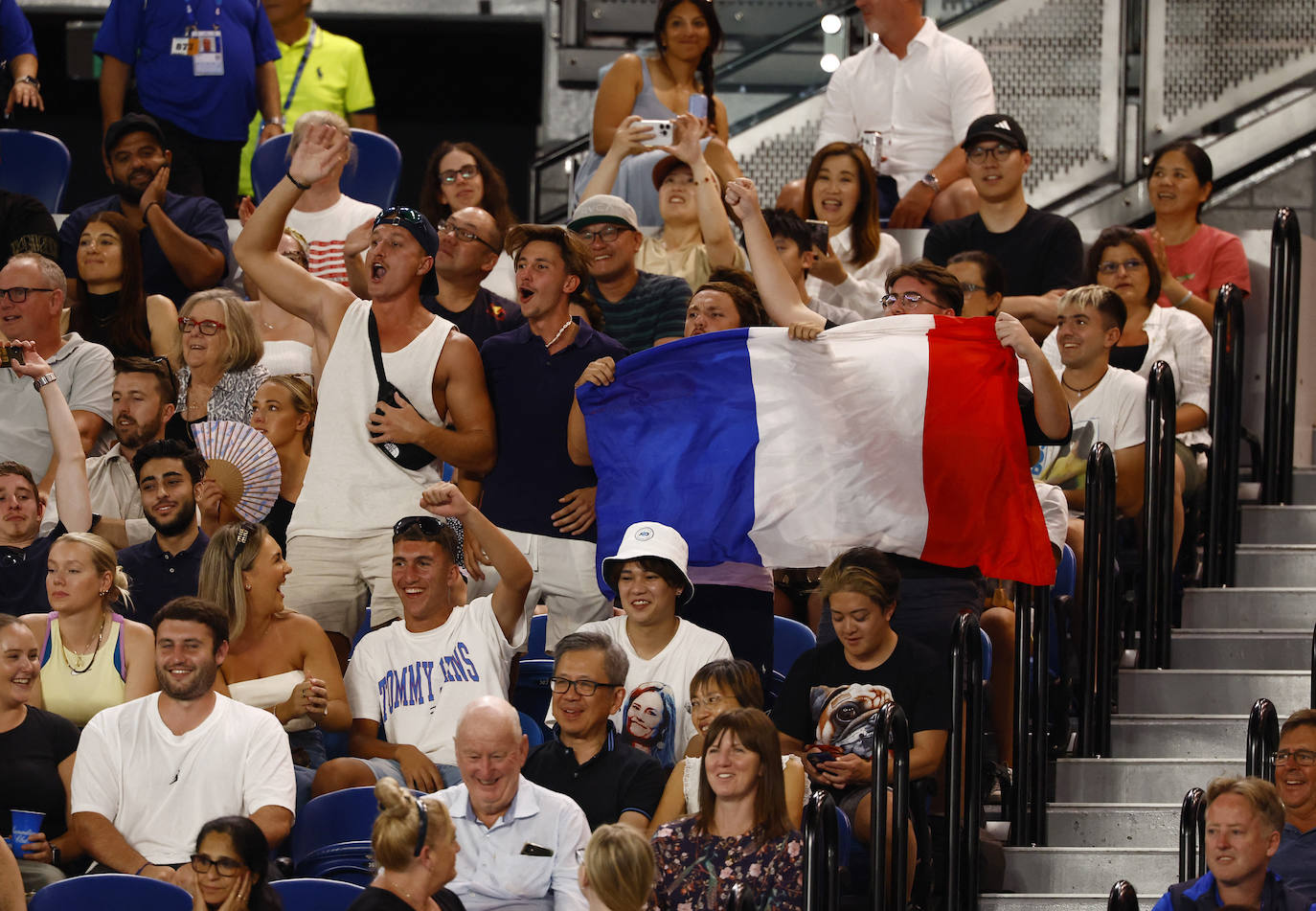 La victoria de Carlos Alcaraz ante Richard Gasquet en el Abierto de Australia, en imágenes