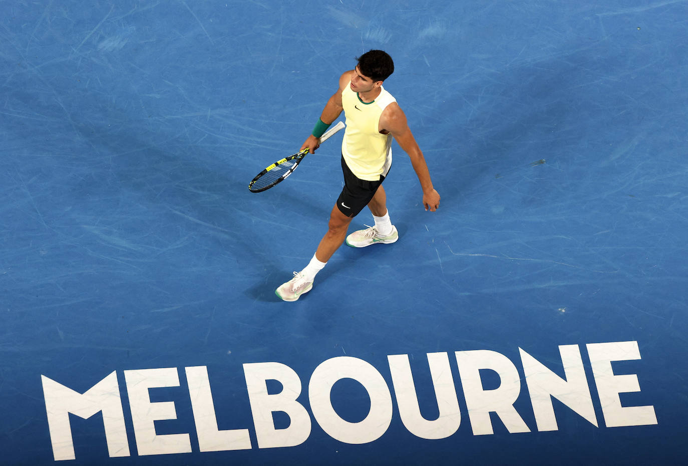 La victoria de Carlos Alcaraz ante Richard Gasquet en el Abierto de Australia, en imágenes